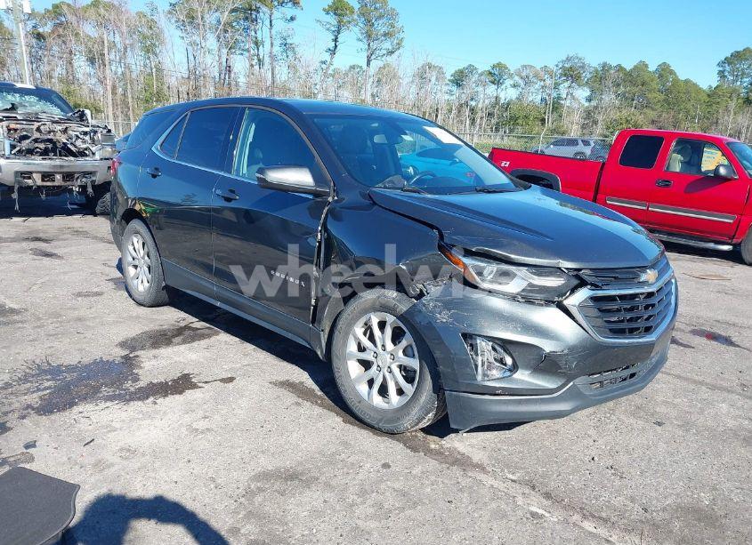 2018 Chevrolet Equinox LT (VIN 2GNAXJEV6J6285331) main photo