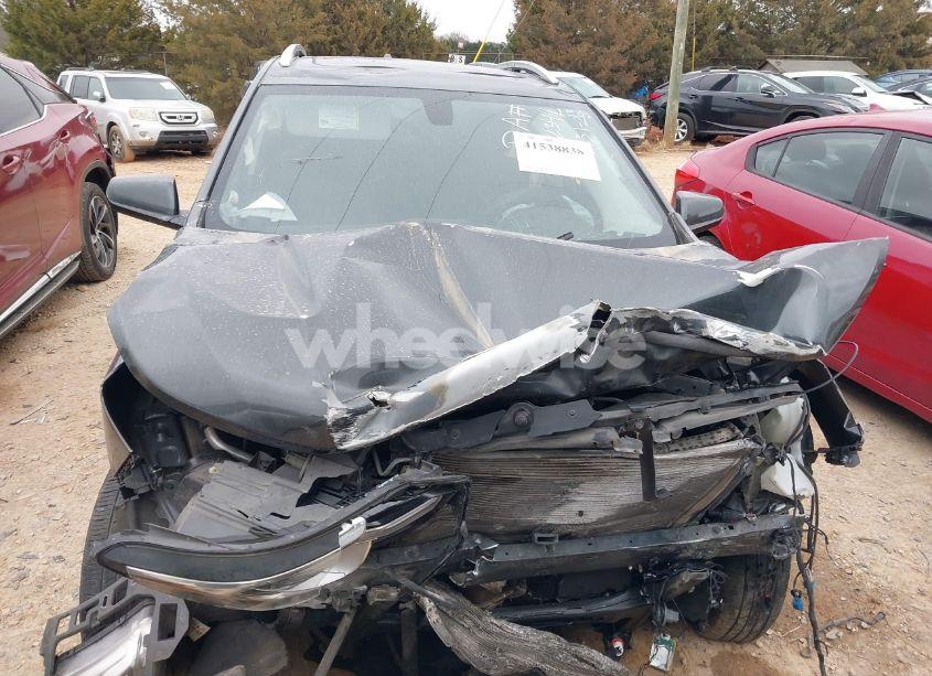 Photo 12 of 2018 Chevrolet Equinox LT (VIN 2GNAXJEV6J6294739)