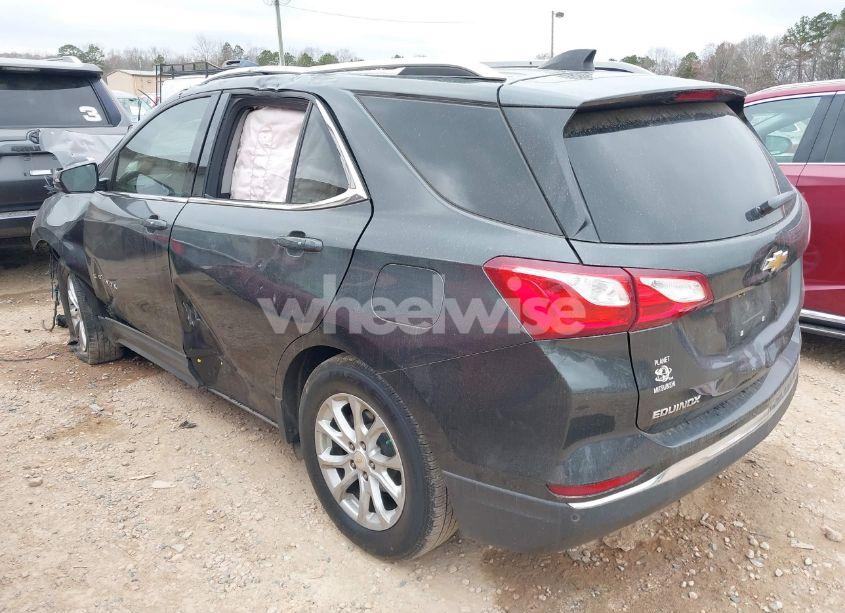 Photo 3 of 2018 Chevrolet Equinox LT (VIN 2GNAXJEV6J6294739)