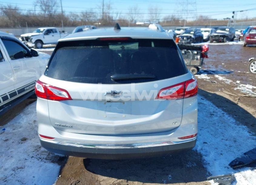 Photo 17 of 2018 Chevrolet Equinox LT (VIN 2GNAXJEV6J6336326)