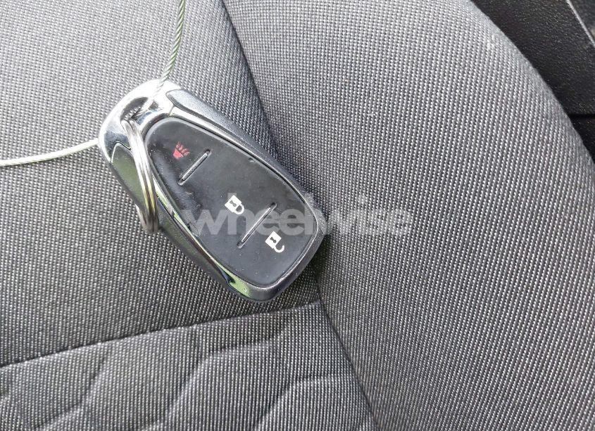 Photo 11 of 2019 Chevrolet Equinox LT (VIN 2GNAXJEV6K6144499)