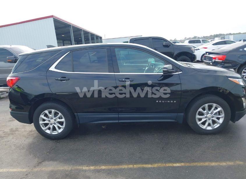 Photo 13 of 2019 Chevrolet Equinox LT (VIN 2GNAXJEV6K6144499)