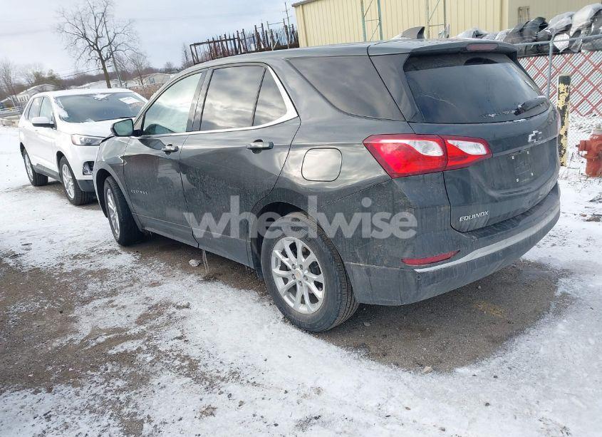Photo 3 of 2020 Chevrolet Equinox FWD 2FL (VIN 2GNAXJEV6L6219042)