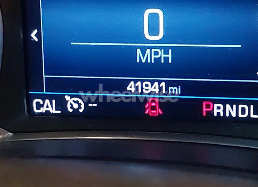 Photo 15 of 2020 Chevrolet Equinox FWD 2FL (VIN 2GNAXJEV6L6253739)