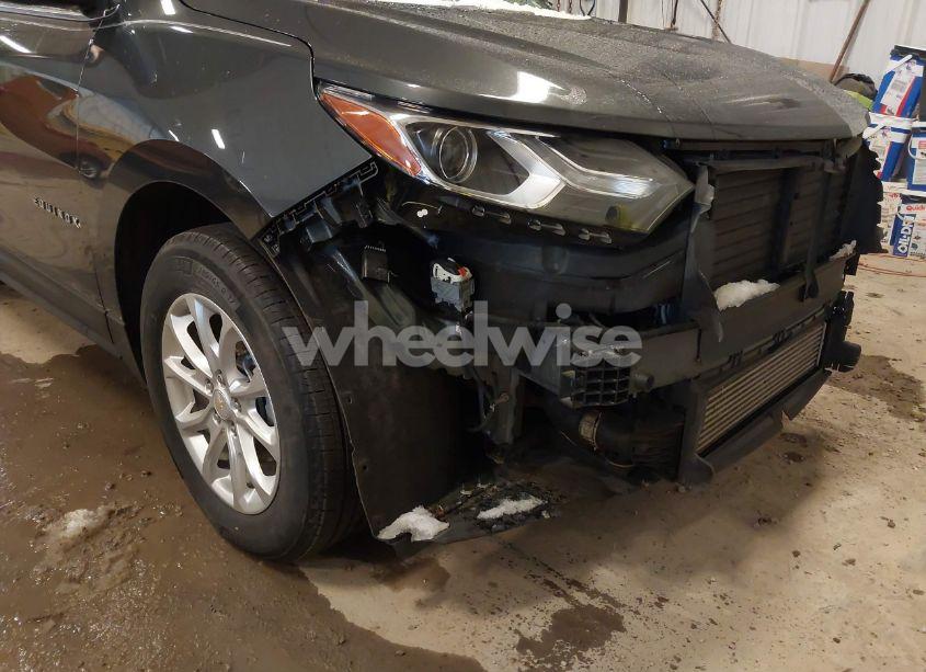 Photo 18 of 2020 Chevrolet Equinox FWD 2FL (VIN 2GNAXJEV6L6253739)