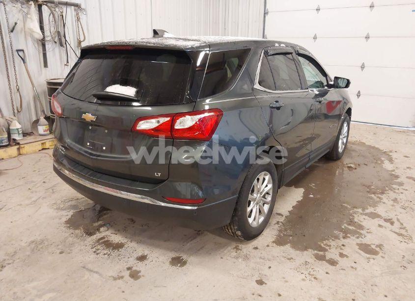 Photo 4 of 2020 Chevrolet Equinox FWD 2FL (VIN 2GNAXJEV6L6253739)