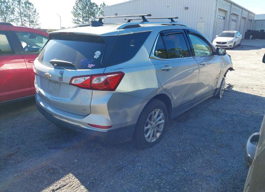 Photo 4 of 2018 Chevrolet Equinox LT (VIN 2GNAXJEV7J6128178)