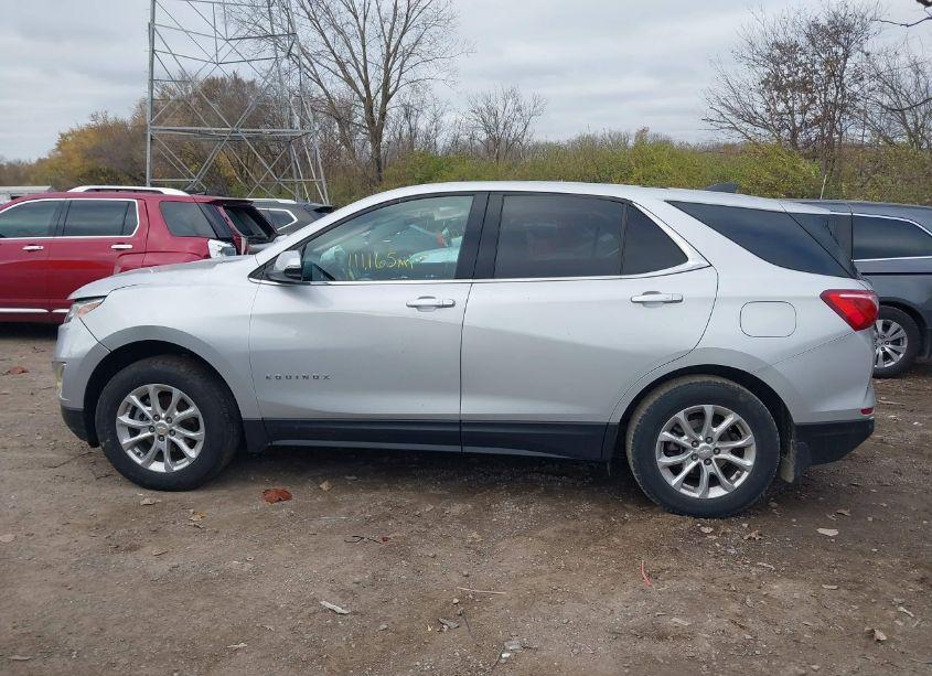 Photo 14 of 2018 Chevrolet Equinox LT (VIN 2GNAXJEV7J6131968)