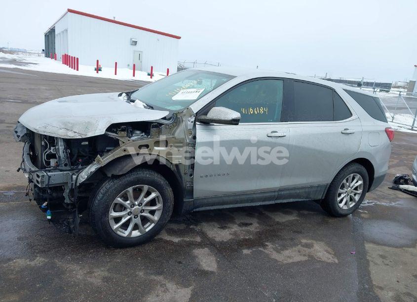 Photo 15 of 2018 Chevrolet Equinox LT (VIN 2GNAXJEV7J6163450)