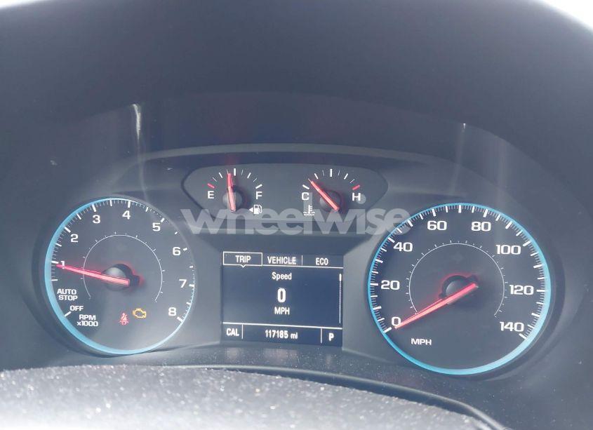 Photo 16 of 2018 Chevrolet Equinox LT (VIN 2GNAXJEV7J6163450)