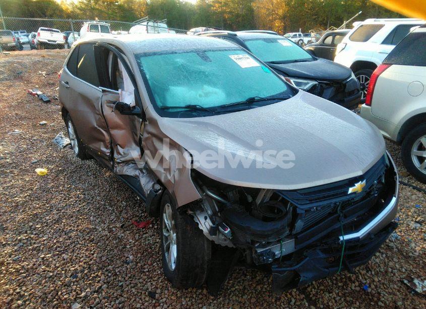 2018 Chevrolet Equinox LT (VIN 2GNAXJEV7J6180426) main photo