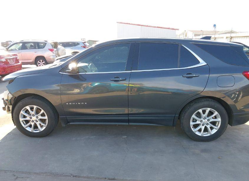 Photo 15 of 2018 Chevrolet Equinox LT (VIN 2GNAXJEV7J6229432)