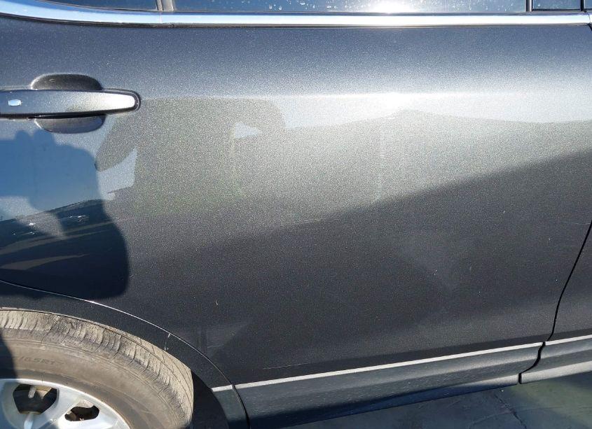 Photo 21 of 2018 Chevrolet Equinox LT (VIN 2GNAXJEV7J6229432)