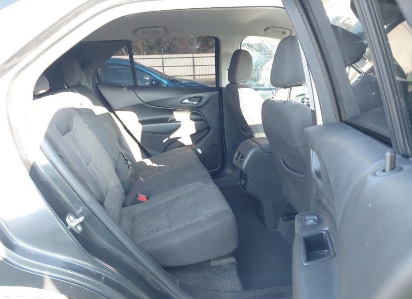 Photo 8 of 2018 Chevrolet Equinox LT (VIN 2GNAXJEV7J6229432)