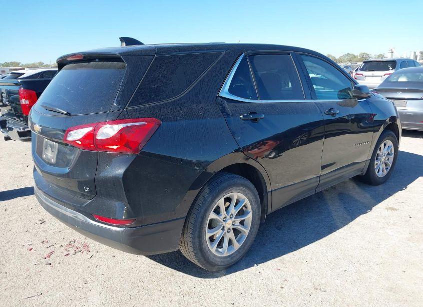 Photo 4 of 2018 Chevrolet Equinox LT (VIN 2GNAXJEV7J6259613)