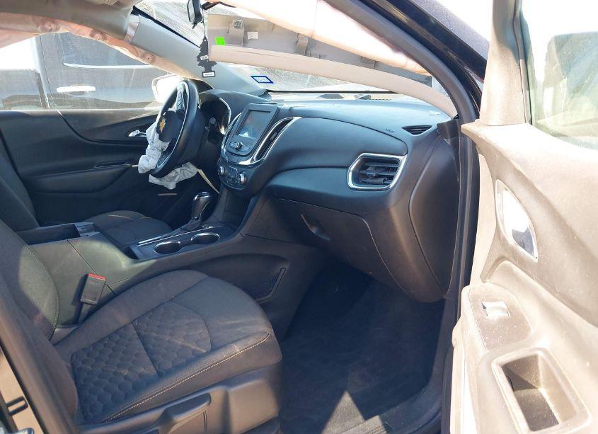 Photo 5 of 2018 Chevrolet Equinox LT (VIN 2GNAXJEV7J6259613)