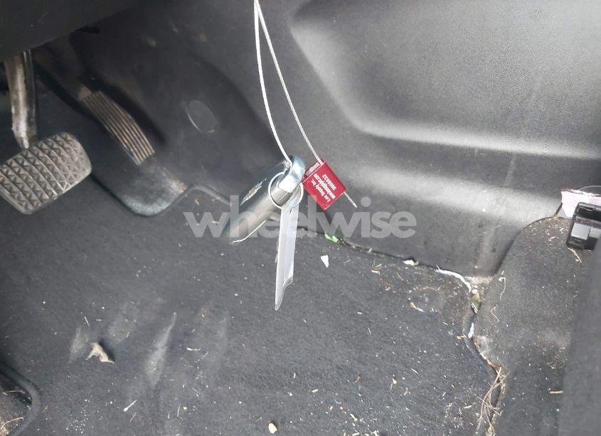 Photo 11 of 2018 Chevrolet Equinox LT (VIN 2GNAXJEV7J6259837)