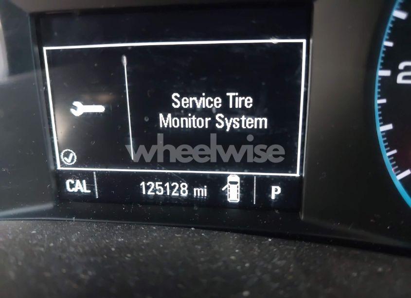 Photo 16 of 2018 Chevrolet Equinox LT (VIN 2GNAXJEV7J6259837)