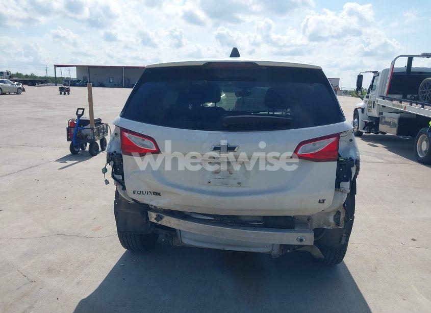 Photo 16 of 2018 Chevrolet Equinox LT (VIN 2GNAXJEV7J6293518)