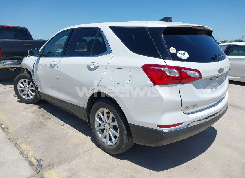 Photo 3 of 2018 Chevrolet Equinox LT (VIN 2GNAXJEV7J6297066)