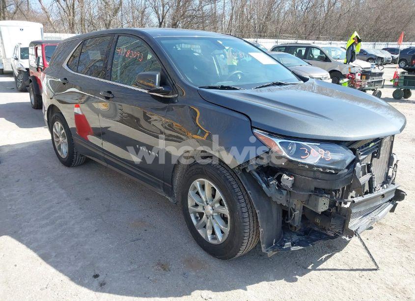 2018 Chevrolet Equinox LT (VIN 2GNAXJEV7J6306851) main photo