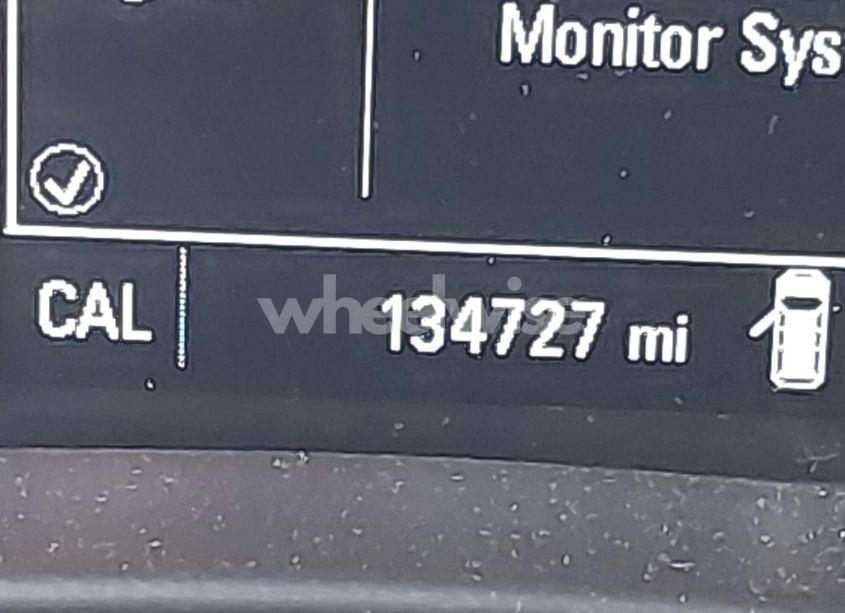 Photo 15 of 2018 Chevrolet Equinox LT (VIN 2GNAXJEV7J6306851)