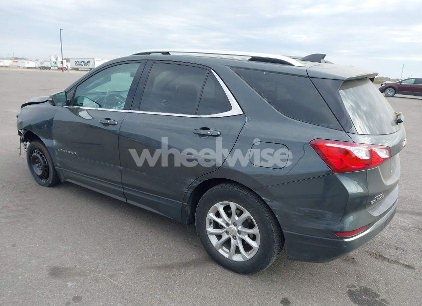 Photo 3 of 2018 Chevrolet Equinox LT (VIN 2GNAXJEV7J6314464)