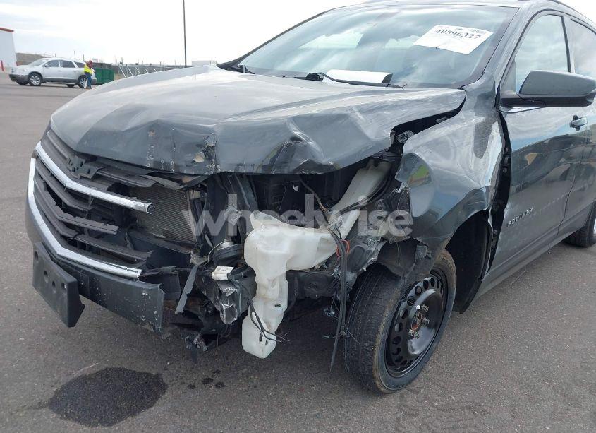 Photo 6 of 2018 Chevrolet Equinox LT (VIN 2GNAXJEV7J6314464)