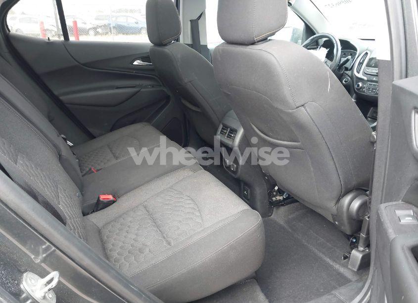 Photo 8 of 2018 Chevrolet Equinox LT (VIN 2GNAXJEV7J6314464)