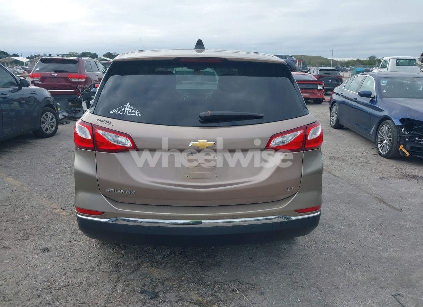 Photo 17 of 2018 Chevrolet Equinox LT (VIN 2GNAXJEV7J6332348)