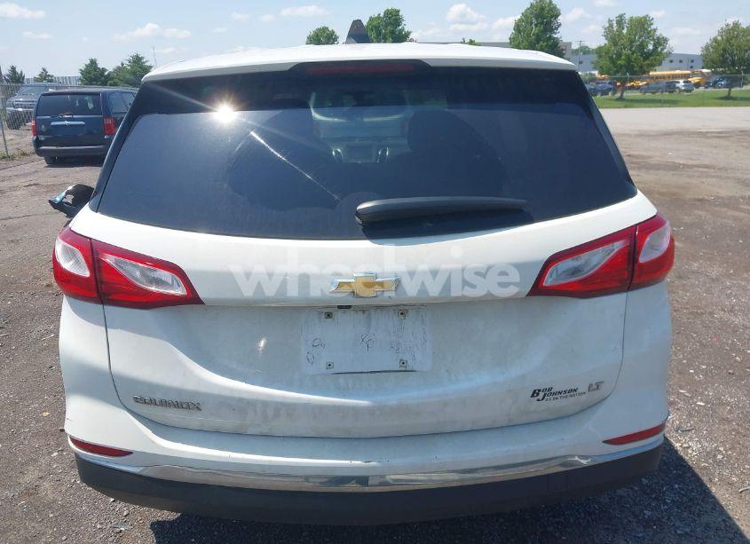 Photo 16 of 2018 Chevrolet Equinox LT (VIN 2GNAXJEV7J6336609)