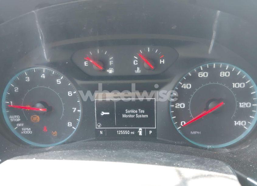 Photo 7 of 2018 Chevrolet Equinox LT (VIN 2GNAXJEV7J6336609)