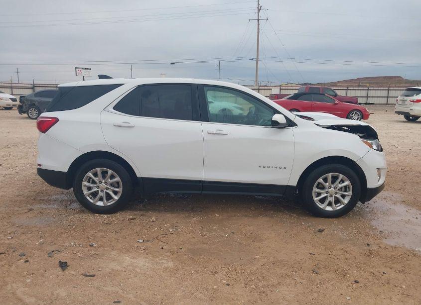 Photo 13 of 2018 Chevrolet Equinox LT (VIN 2GNAXJEV7J6340885)