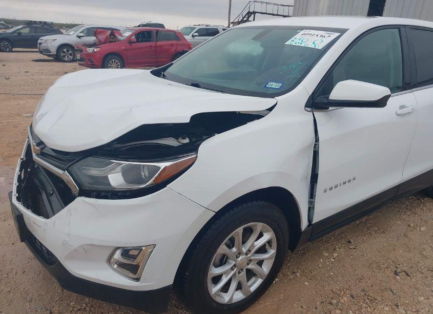 Photo 18 of 2018 Chevrolet Equinox LT (VIN 2GNAXJEV7J6340885)
