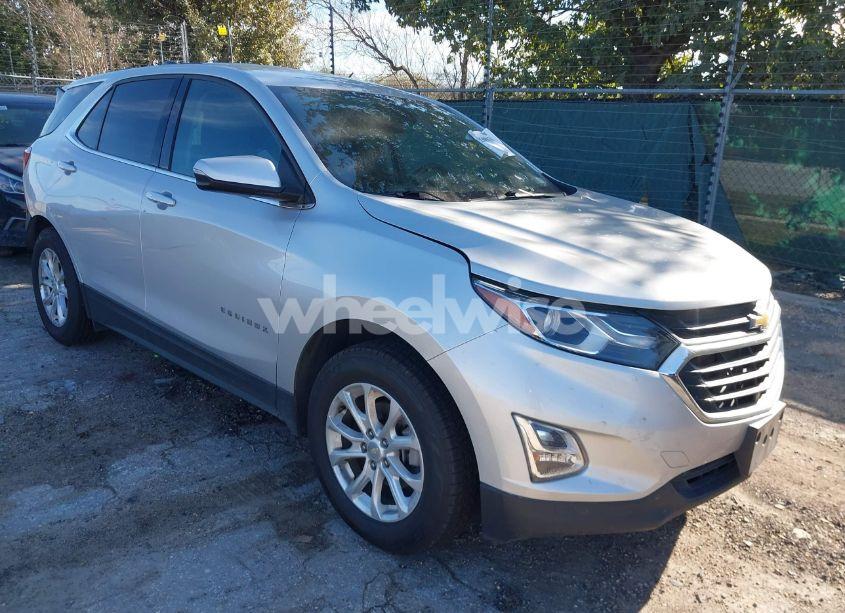 2019 Chevrolet Equinox (VIN 2GNAXJEV7K6257216) main photo