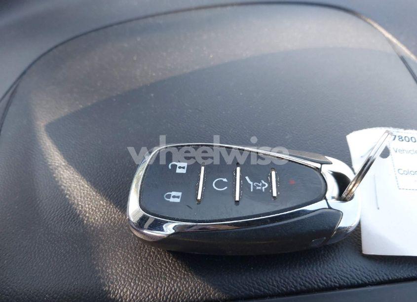 Photo 11 of 2019 Chevrolet Equinox (VIN 2GNAXJEV7K6257216)