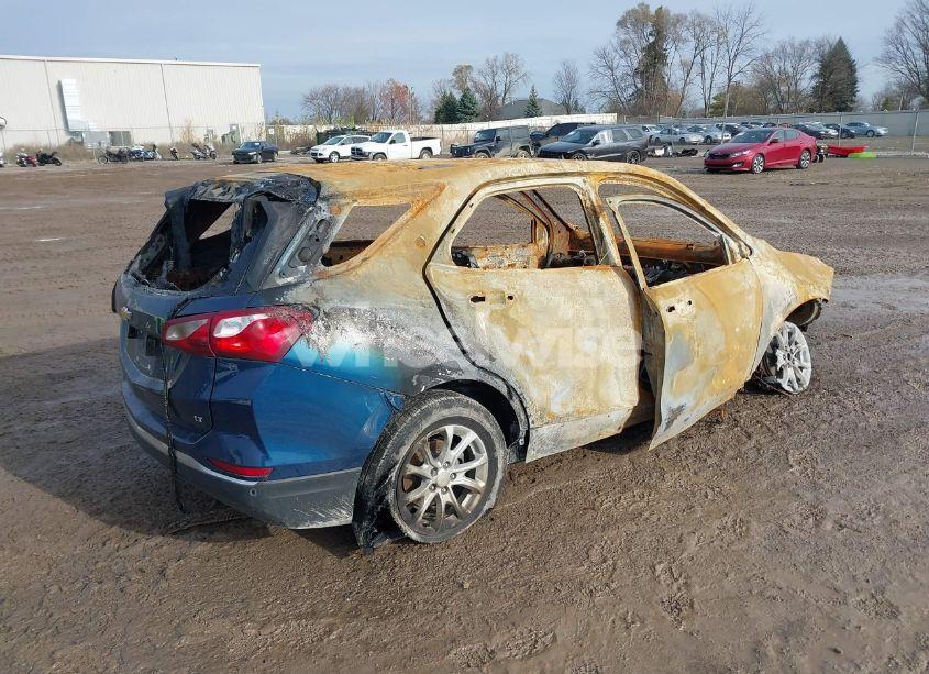 Photo 4 of 2019 Chevrolet Equinox LT (VIN 2GNAXJEV7K6260505)
