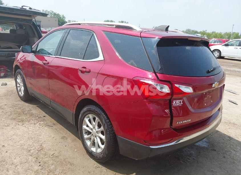 Photo 3 of 2018 Chevrolet Equinox LT (VIN 2GNAXJEV8J6100857)