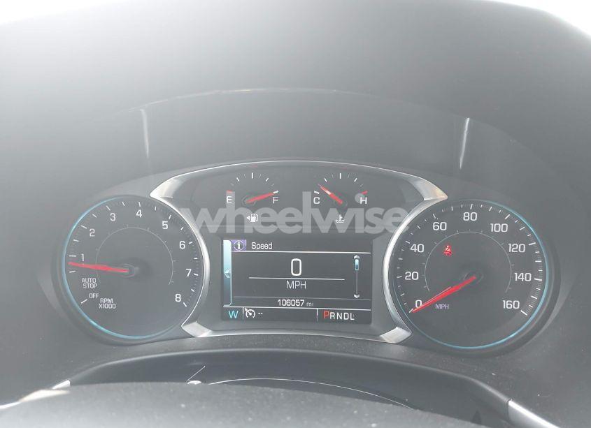 Photo 7 of 2018 Chevrolet Equinox LT (VIN 2GNAXJEV8J6100857)