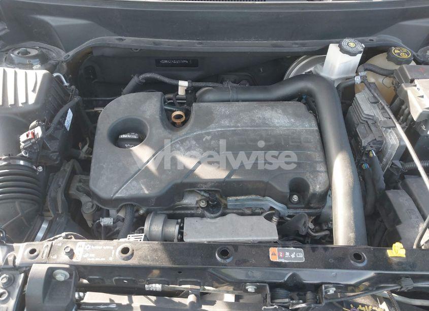 Photo 10 of 2018 Chevrolet Equinox LT (VIN 2GNAXJEV8J6111499)