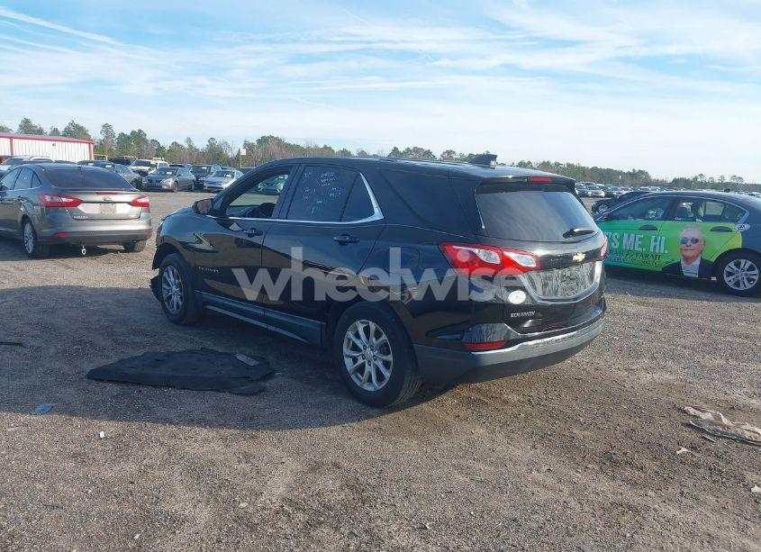 Photo 3 of 2018 Chevrolet Equinox LT (VIN 2GNAXJEV8J6111499)