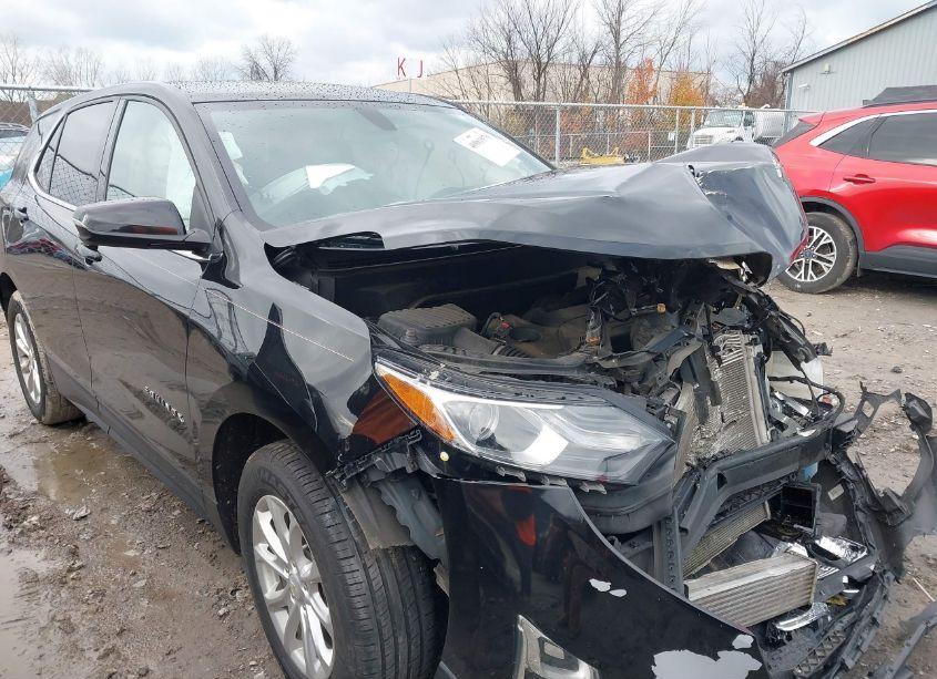 2018 Chevrolet Equinox LT (VIN 2GNAXJEV8J6199275) main photo