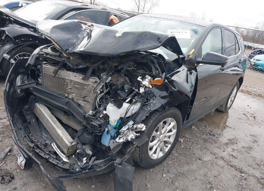 Photo 2 of 2018 Chevrolet Equinox LT (VIN 2GNAXJEV8J6199275)