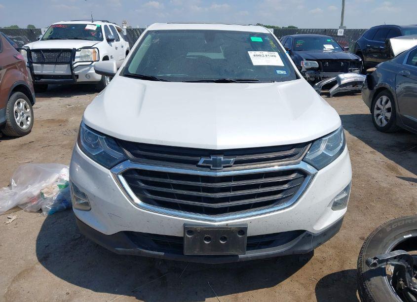 Photo 13 of 2018 Chevrolet Equinox LT (VIN 2GNAXJEV8J6225566)