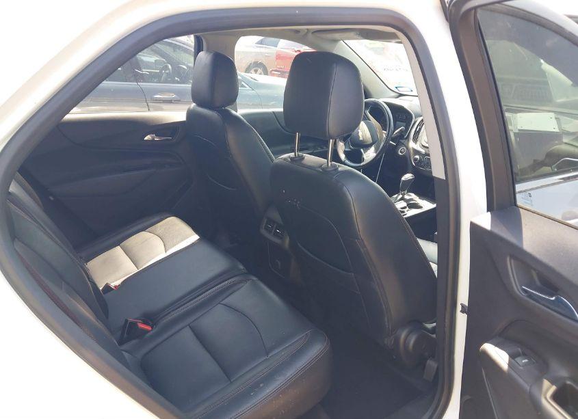 Photo 8 of 2018 Chevrolet Equinox LT (VIN 2GNAXJEV8J6225566)