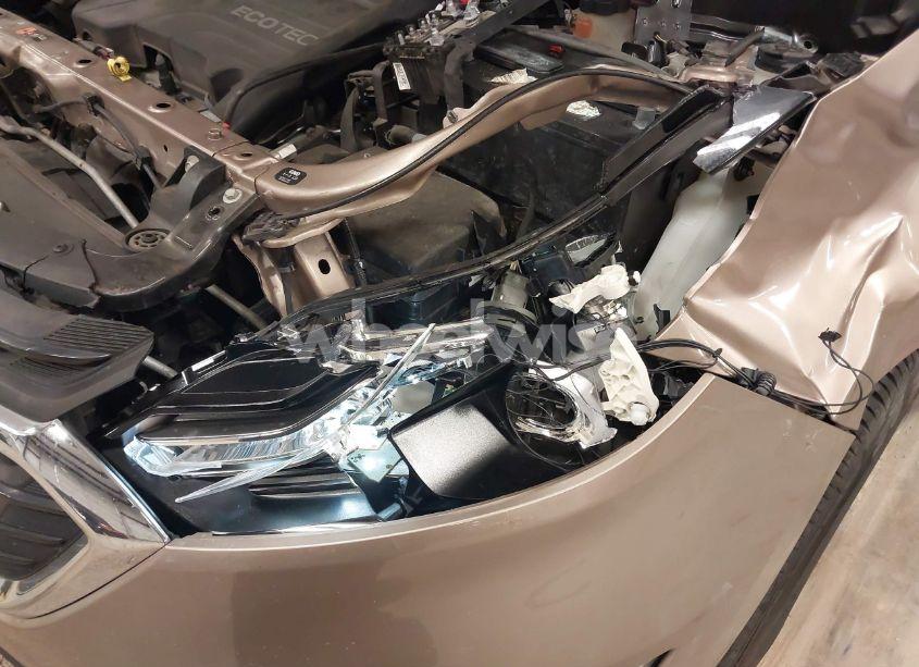 Photo 19 of 2018 Chevrolet Equinox LT (VIN 2GNAXJEV8J6260026)