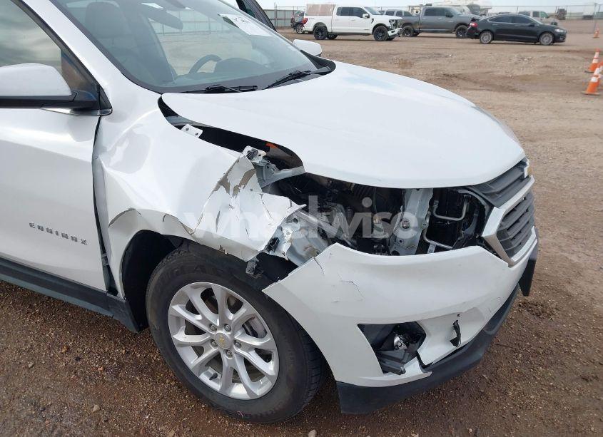 Photo 6 of 2018 Chevrolet Equinox LT (VIN 2GNAXJEV8J6277196)