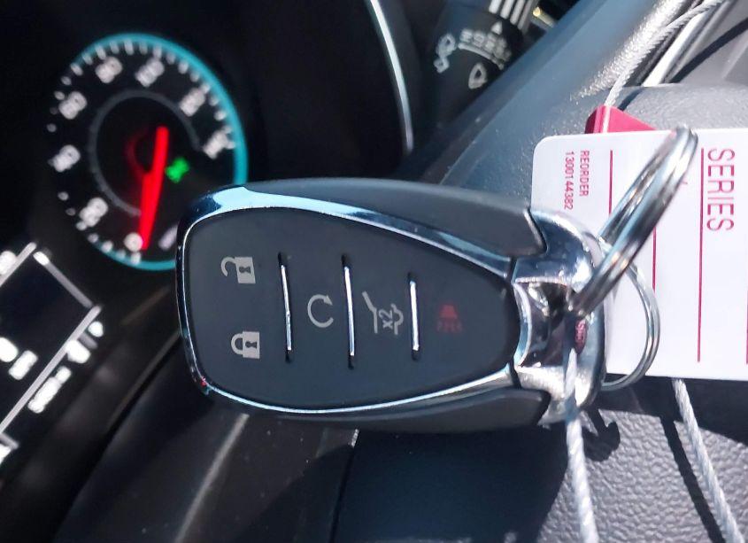 Photo 11 of 2018 Chevrolet Equinox LT (VIN 2GNAXJEV8J6313128)