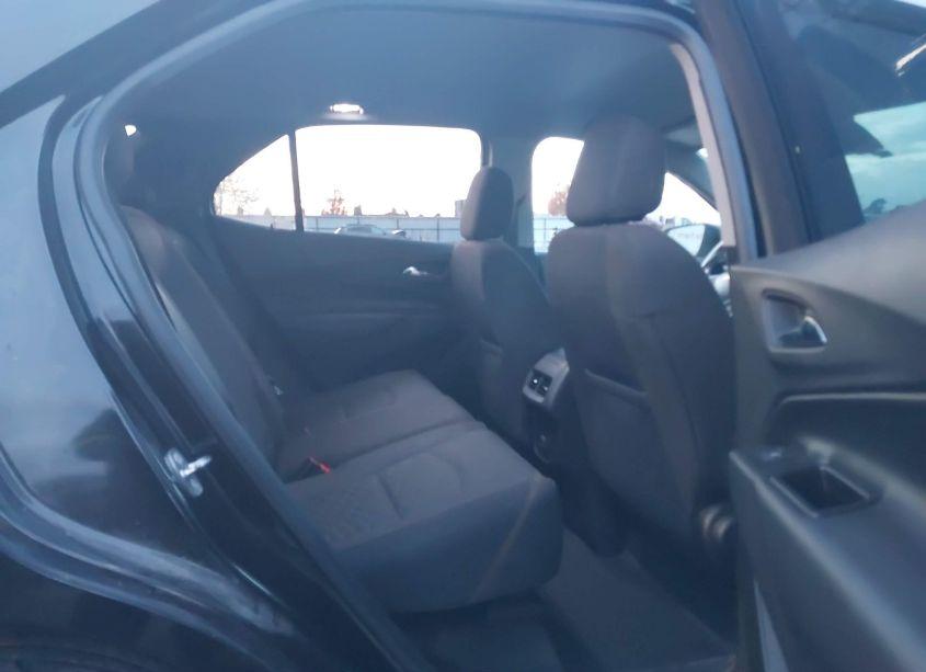 Photo 8 of 2018 Chevrolet Equinox LT (VIN 2GNAXJEV8J6313128)