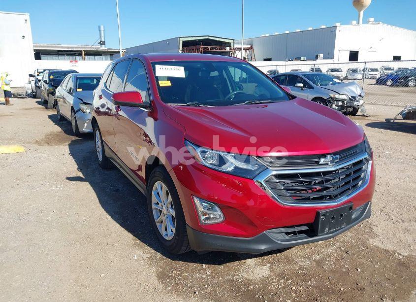 2018 Chevrolet Equinox LT (VIN 2GNAXJEV8J6336926) main photo